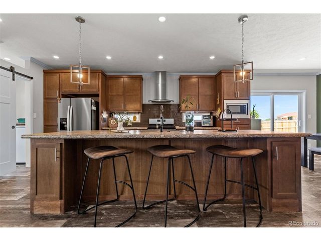 279 W Acorn Dr, Pueblo West, CO 81007