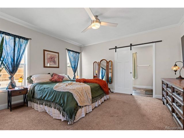 279 W Acorn Dr, Pueblo West, CO 81007