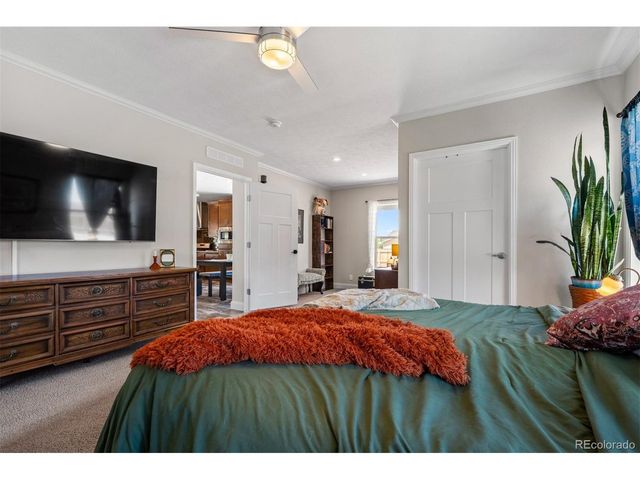 279 W Acorn Dr, Pueblo West, CO 81007
