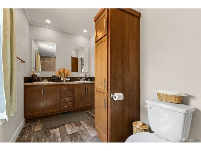 279 W Acorn Dr, Pueblo West, CO 81007