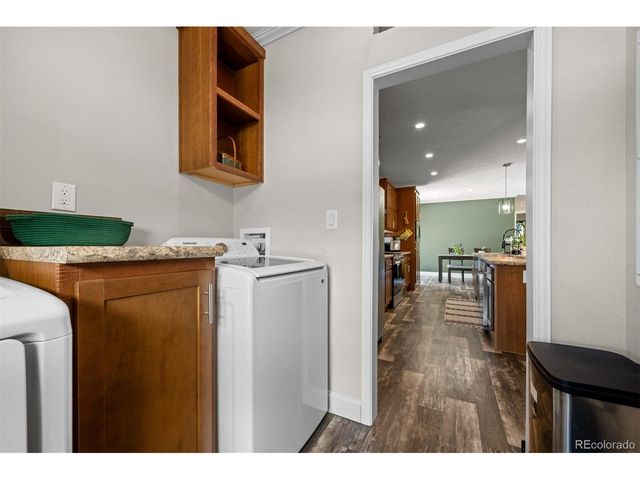 279 W Acorn Dr, Pueblo West, CO 81007