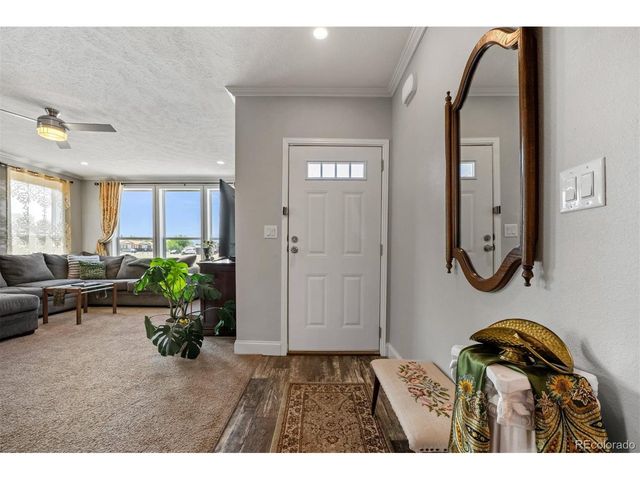 279 W Acorn Dr, Pueblo West, CO 81007