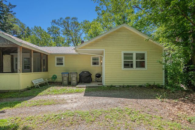 121 E Michigan Street, New Buffalo, MI 49117