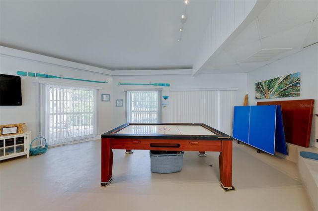 946 VIRGINIA STREET 107, Dunedin, FL 34698