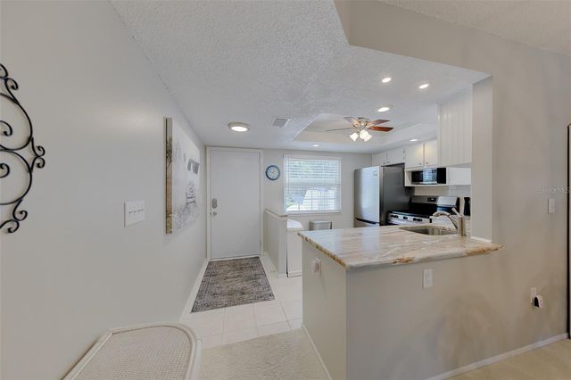 946 VIRGINIA STREET 107, Dunedin, FL 34698