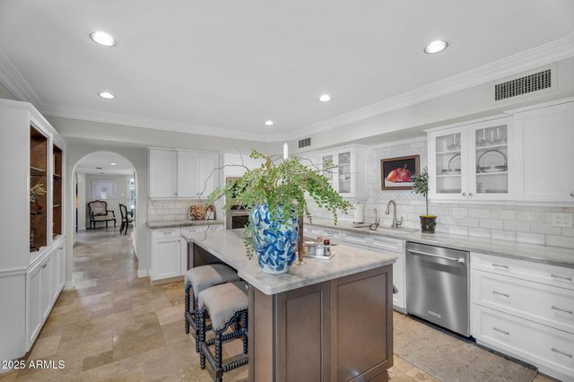 6701 N SCOTTSDALE Road 16, Scottsdale, AZ 85250