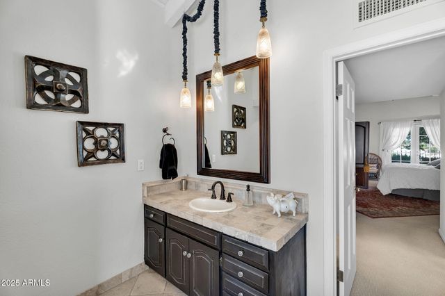 6701 N SCOTTSDALE Road 16, Scottsdale, AZ 85250