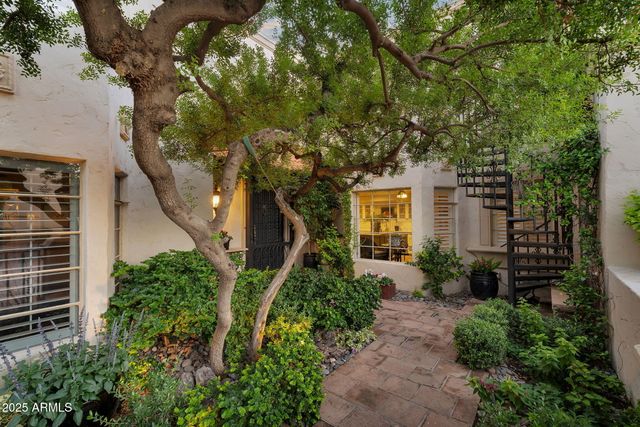 6701 N SCOTTSDALE Road 16, Scottsdale, AZ 85250