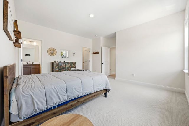 9060 Binnicker Dr., Murrells Inlet, SC 29576