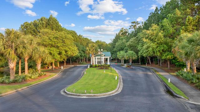 9060 Binnicker Dr., Murrells Inlet, SC 29576