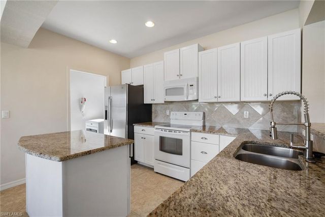 4011 Tarpon AVE, Bonita Springs, FL 34134