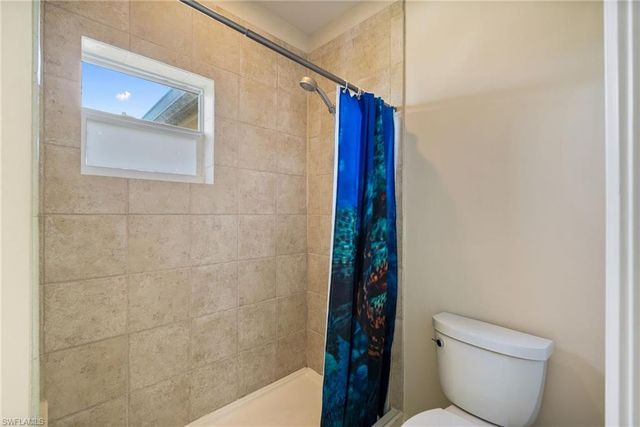 4011 Tarpon AVE, Bonita Springs, FL 34134