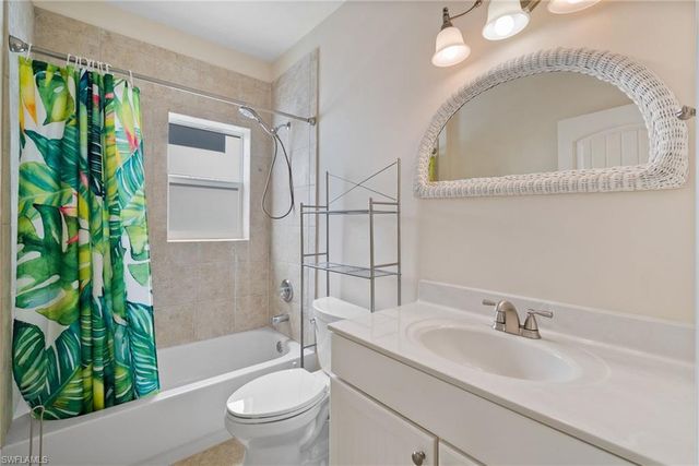 4011 Tarpon AVE, Bonita Springs, FL 34134