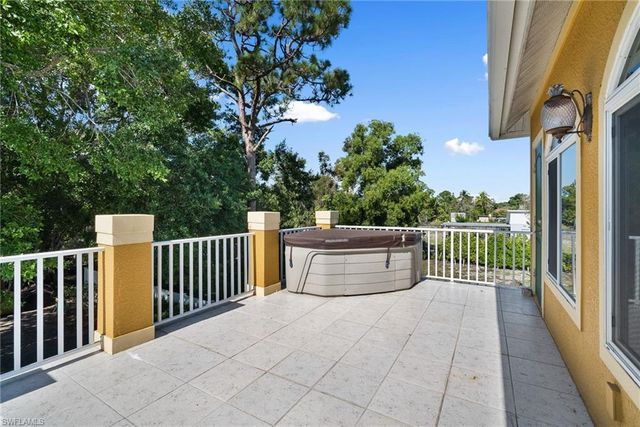 4011 Tarpon AVE, Bonita Springs, FL 34134