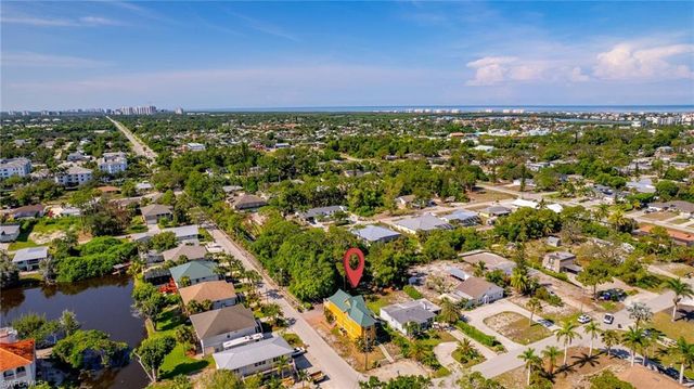 4011 Tarpon AVE, Bonita Springs, FL 34134