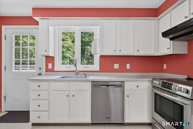82 Depot Hill Road, East Hampton, CT 06424