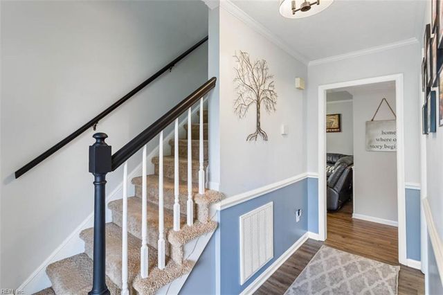 18 Philmont DR, Hampton, VA 23666
