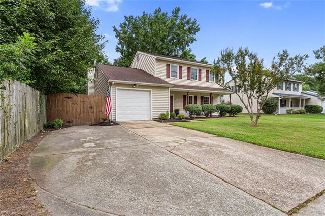 18 Philmont DR, Hampton, VA 23666