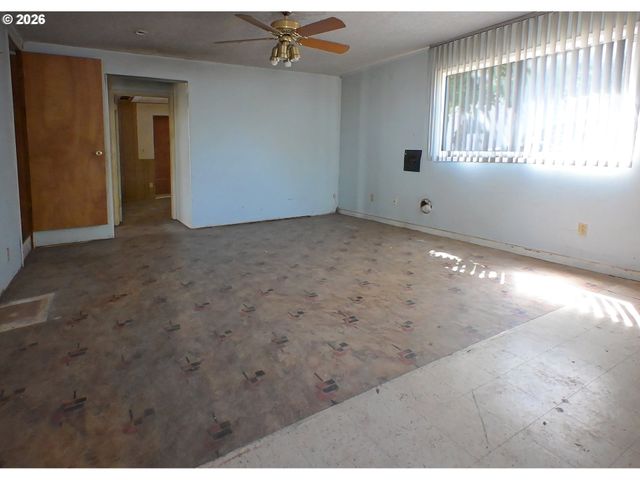1710 Sw 2ND St, Mc Minnville, OR 97128