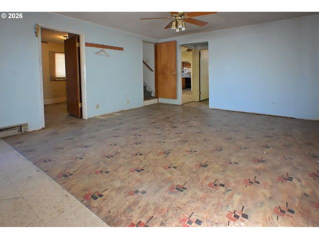 1710 Sw 2ND St, Mc Minnville, OR 97128