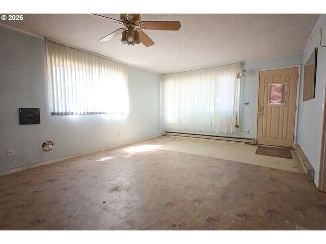 1710 Sw 2ND St, Mc Minnville, OR 97128
