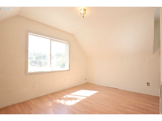 1710 Sw 2ND St, Mc Minnville, OR 97128