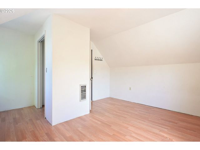 1710 Sw 2ND St, Mc Minnville, OR 97128