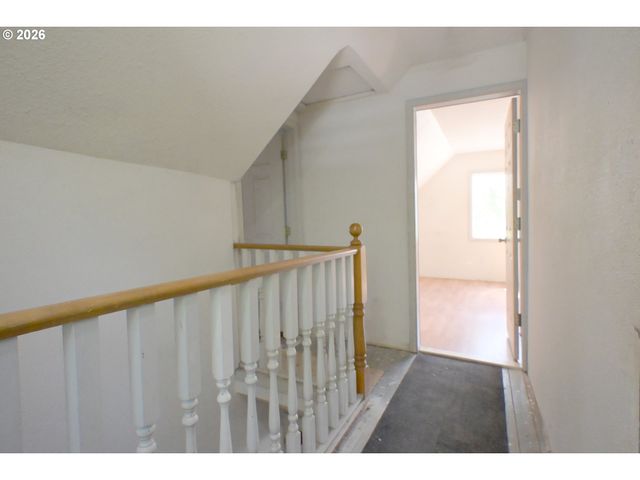 1710 Sw 2ND St, Mc Minnville, OR 97128