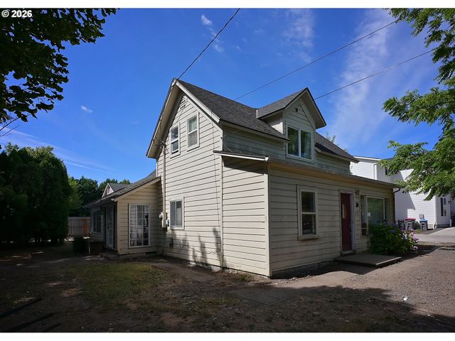 1710 Sw 2ND St, Mc Minnville, OR 97128