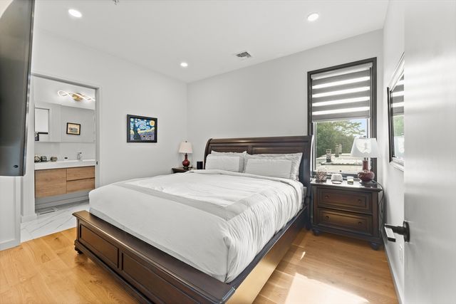 191 Condor St 9, Boston, MA 02128