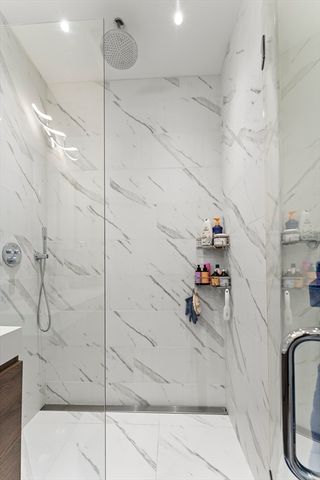 191 Condor St 9, Boston, MA 02128