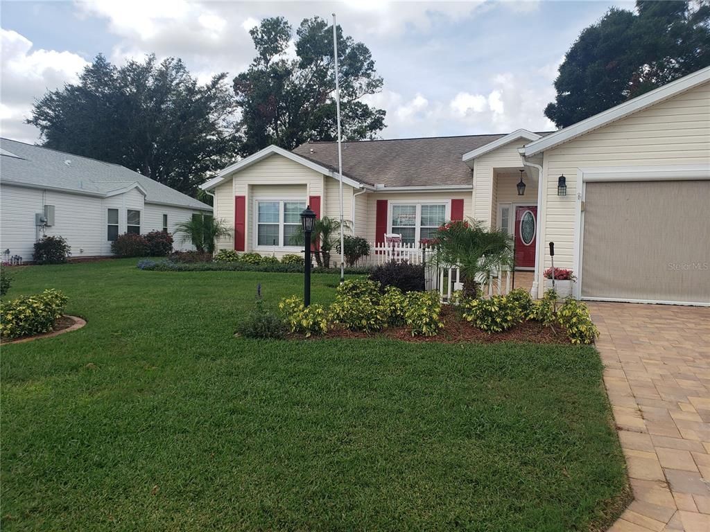 25121 MERIWEATHER ROAD, Leesburg, FL 34748