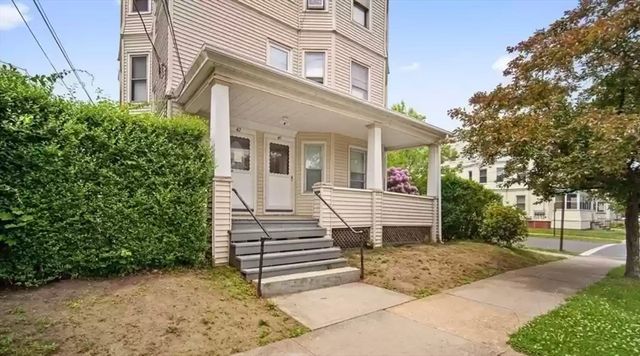 40 Orchard St, Chicopee, MA 01013
