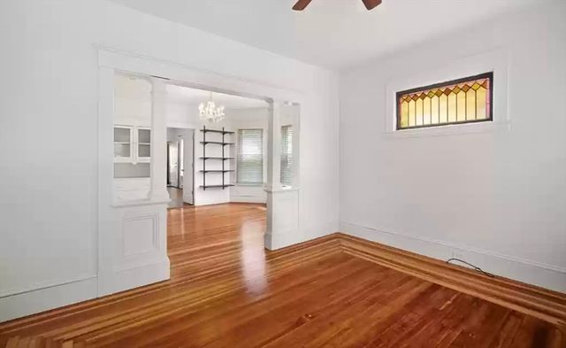 40 Orchard St, Chicopee, MA 01013