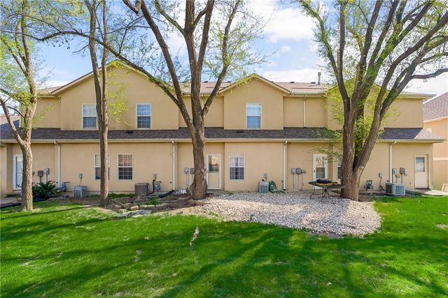 742 S WOODSON Lane, Gardner, KS 66030