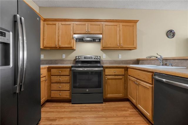 742 S WOODSON Lane, Gardner, KS 66030