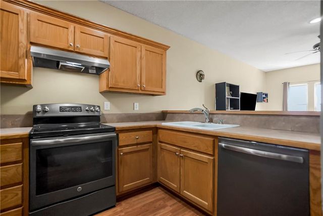 742 S WOODSON Lane, Gardner, KS 66030