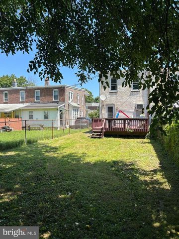 2526 SANDELAND ST, Chester, PA 19013