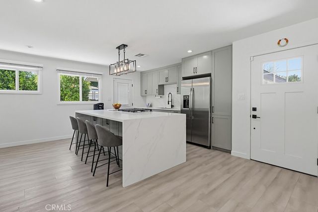 7058 Fullbright, Winnetka, CA 91306