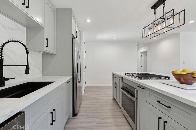 7058 Fullbright, Winnetka, CA 91306