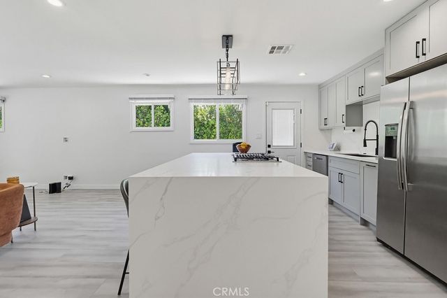7058 Fullbright, Winnetka, CA 91306