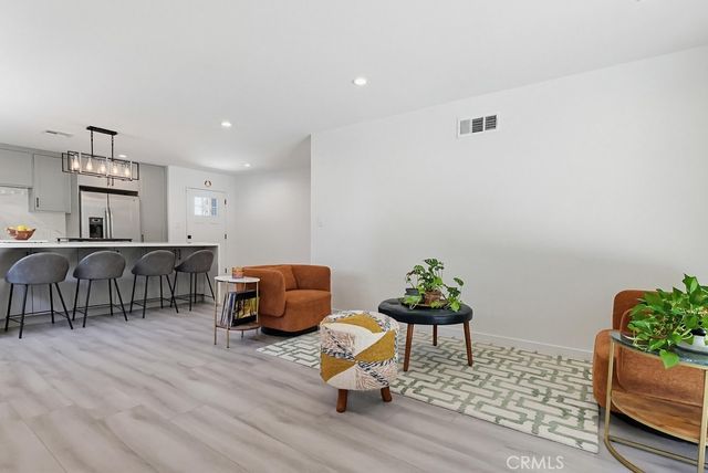 7058 Fullbright, Winnetka, CA 91306