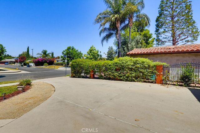 7058 Fullbright, Winnetka, CA 91306