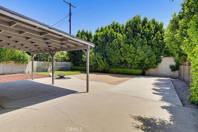 7058 Fullbright, Winnetka, CA 91306