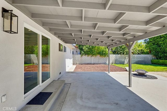 7058 Fullbright, Winnetka, CA 91306