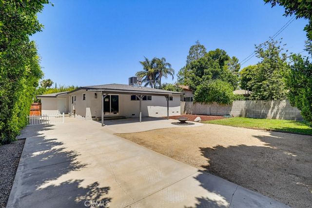 7058 Fullbright, Winnetka, CA 91306