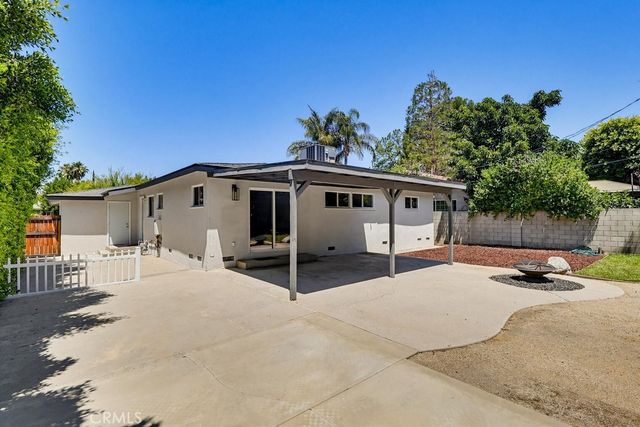 7058 Fullbright, Winnetka, CA 91306