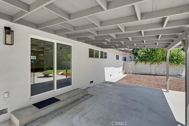 7058 Fullbright, Winnetka, CA 91306