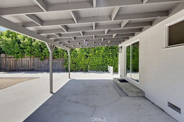 7058 Fullbright, Winnetka, CA 91306