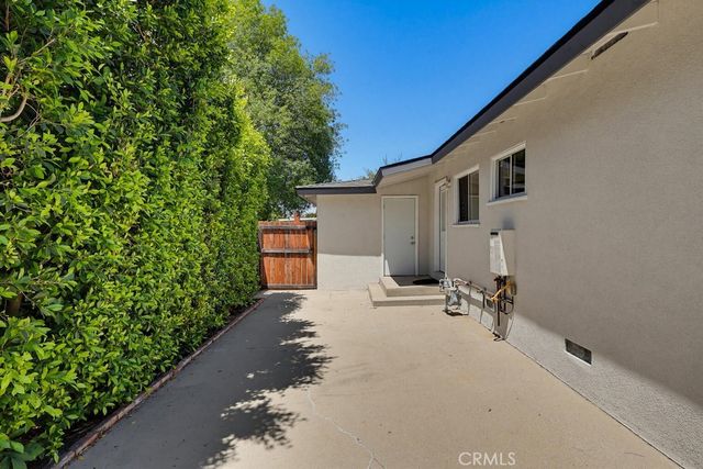 7058 Fullbright, Winnetka, CA 91306